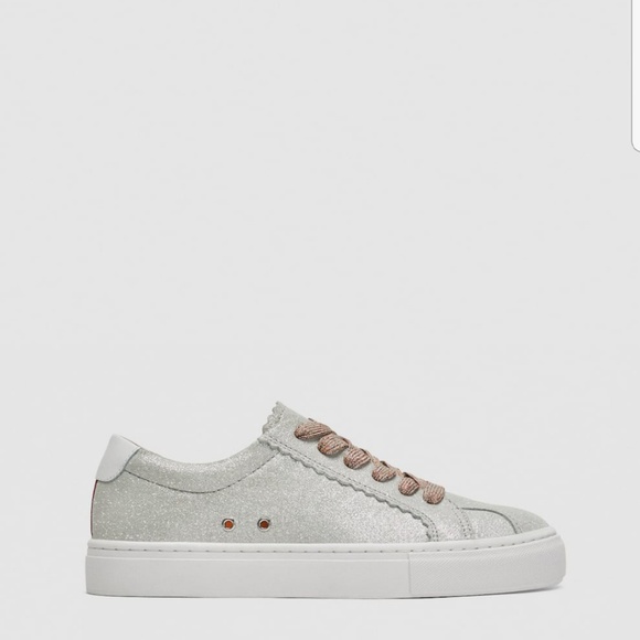zara online sneakers